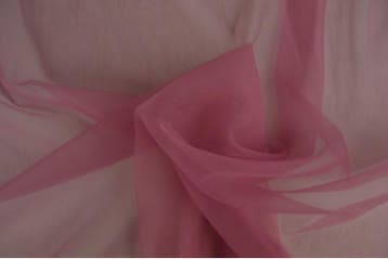 15 meter bruidstule - Donker oud roze, Hobby & Loisirs créatifs, Tissus & Chiffons, Verzenden
