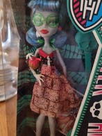 Mattel - Poupée Monster High Ghoulia Yelps - 2010-2020 -