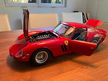 agora 1:8 - Voiture de sport miniature - Ferrari - 250 GTO