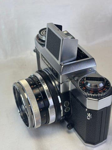 Zeiss Ikon Icarex 35 ( 1966/1972 ) + Tessar 2.8/50 mm lens