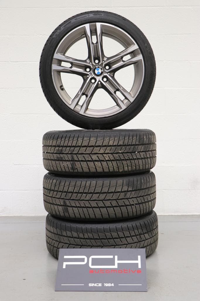 Kit Hiver pour BMW Série 1 F40 (2019-2024), Autos : Pièces & Accessoires, Pneus & Jantes, Pneus hiver, 225 mm, Origine de la pièce connue