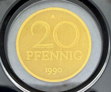 Tsjaad. 3000 Francs ND 20 Pfennig +2 Deutsche Mark , oro (2