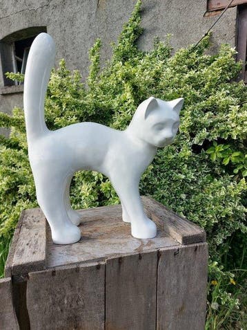Statue, Garden statue - Cat - Color white - 46 cm -