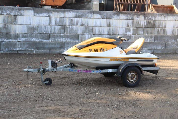 Veiling: Waterscooter Sea-Doo 9559YM Benzine, Vélos & Vélomoteurs, Cyclomoteurs | Marques Autre, Enlèvement