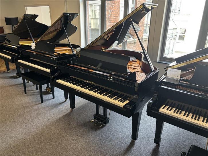 Kawai GX2 ATX4 (2754852), Musique & Instruments, Pianos, Envoi