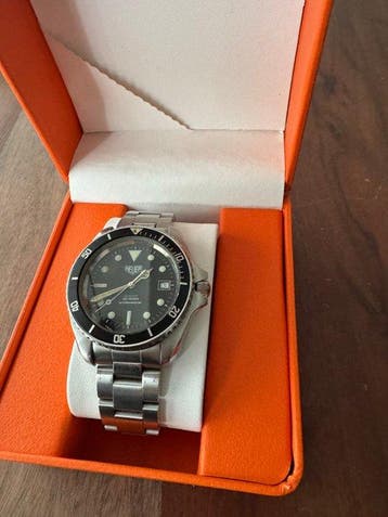 Heuer - QUARTZ 200 METRES professionel - Zonder minimumprijs