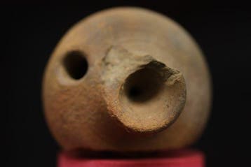 Romein (Republikein) Terracotta Adellijke olielamp - 4 cm