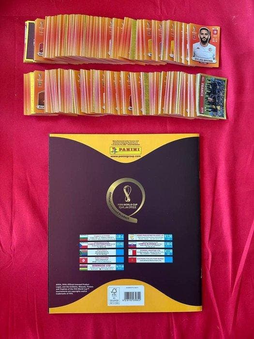 2022/23, qatar 2022 Panini Empty album + complete loose, Collections, Autocollants