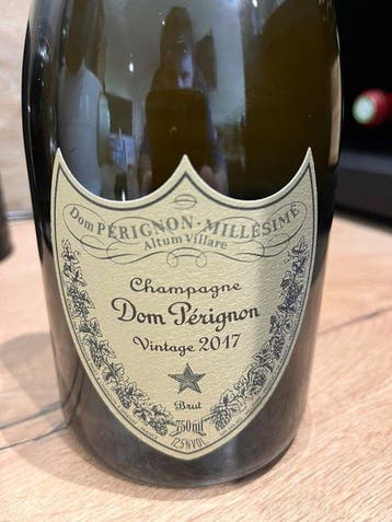 2017 Dom Pérignon - Champagne Brut - 1 Bouteille (0,75 l), Verzamelen, Nieuw