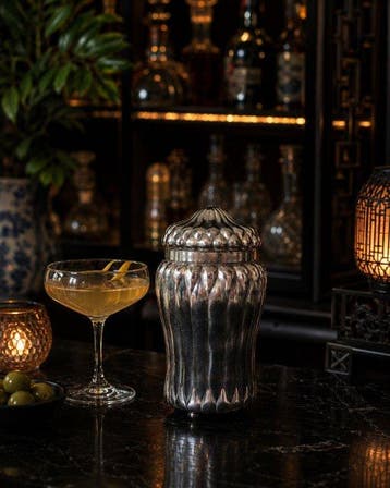 Arthur Krupp - Cocktailshaker - Ovomaltine - Verzilverd