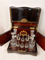 Cave a liqueur Napoléon III - Armoire à liqueurs - Poirier