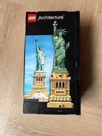 Lego Set - 21042 - Architecture - Statue of Liberty