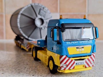 WSI 1:50 - Model vrachtwagen - MAN TGX 18.440 - trekker met, Nieuw