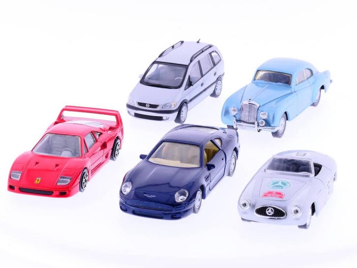 Schaal 1:43 Maisto Bburago Minichamps Dinky NewRay 225J 4..., Hobby & Loisirs créatifs, Voitures miniatures | 1:43, Enlèvement ou Envoi