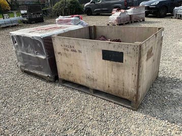 Lot dakpannen 350st rood gelakt incl 2 pallet (Diverse), Doe-het-zelf en Bouw, Dakpannen en Dakbedekking, Ophalen of Verzenden