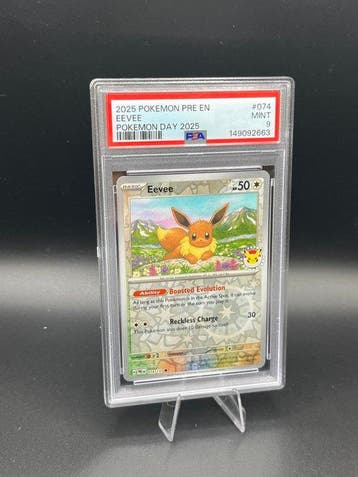 Pokémon - 1 Graded card - Eevee 074 Promo card, Foil - PSA 9, Nieuw