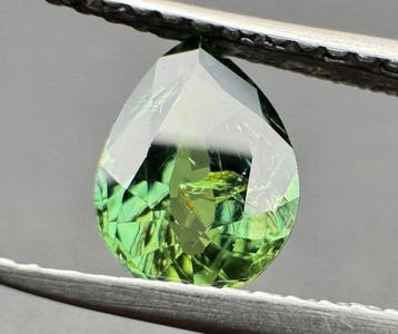 Vert, Bleu, Jaune Saphir - 1.17 ct - International, Handtassen en Accessoires, Nieuw