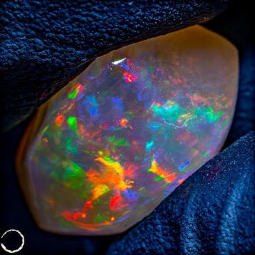 Zeer zeldzaam perfect Mexicaanse vuuropaalkristal 9,75 ct-
