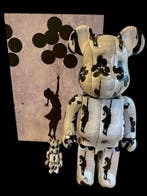 Be@rbrick 400% & 100% Flying Balloons Girl