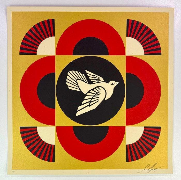 Shepard Fairey (OBEY) (1970) - Dove Geometric (Gold), Antiek en Kunst, Kunst | Designobjecten