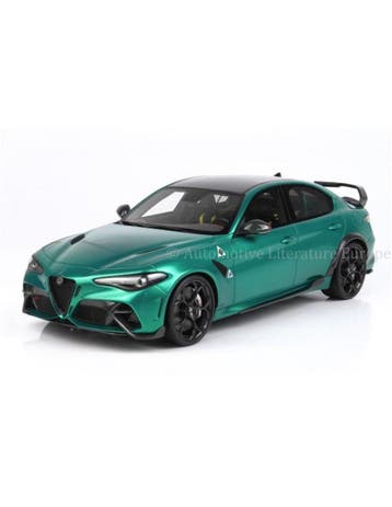 2021 ALFA ROMEO GIULIA GTAM VERDE MONTREAL BBR MODELAUTO, Hobby & Loisirs créatifs, Voitures miniatures | 1:18