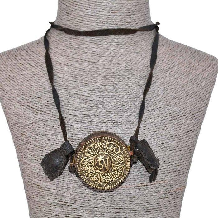 Tibetaanse reliquaireketting — Circulaire ghau, Antiek en Kunst, Kunst | Niet-Westerse kunst