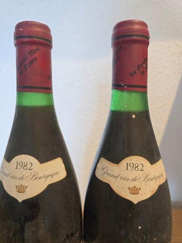 1982 Pierre Berthiaut, - Chambolle Musigny - 2 Flessen (0.75