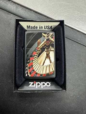 Zippo - Aansteker - IJzer (gegoten/gesmeed), Collections
