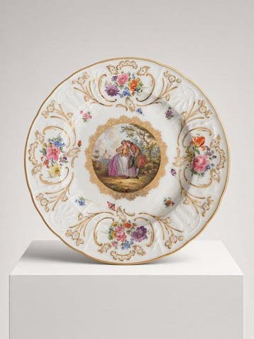 Meissen - Wandbord (2) - Pair of Grand 20th-Century European, Antiek en Kunst