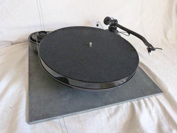 Pro Ject - RPM 1.3 Genie Platenspeler, Nieuw