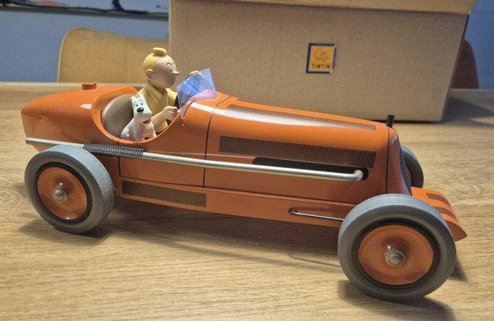 Moulinsart - Beeldje - Kuifje in Amilcar - Hout, Livres, BD | Comics