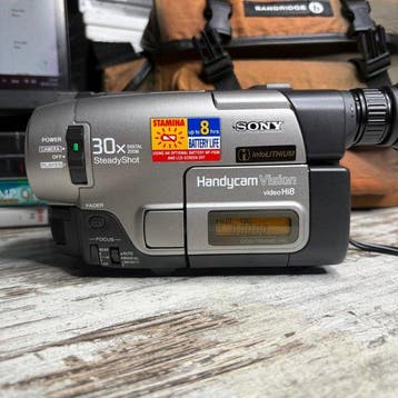 Sony CCD-TRV84E Hi8 camera