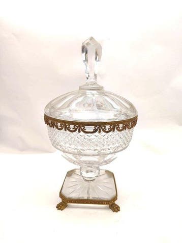 Centre de table - Coupe ou bol de Baccarat avec couvercle,
