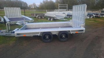 Veiling: Machinetransporter Vlemmix 2700kg 300x150cm Nieuw