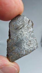 Mesosideriet meteoriet. (NWA 18216) Geen reserveprijs. -, Verzamelen, Mineralen en Fossielen