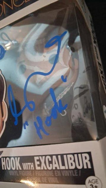 Funko - Funko Pop Colin ODonoghue-Hook with Excalibur