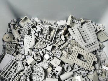 Lego - geen serie - Partij van 2,0 kg lichtgrijze onderdelen