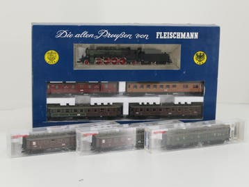 Schaal H0 Fleischmann NEW OLD STOCK COMPLETE SET 4885, 58..., Ophalen of Verzenden, Locomotief