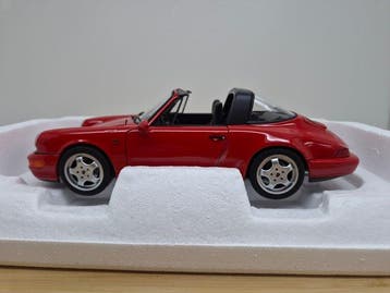 Norev 1:18 - Modelauto - Porsche 911 (964) Carrera 4 Targa -