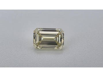 Veiling - Diamant Emerald 3.57 crt ( IGI gecertificeerd ), Handtassen en Accessoires, Nieuw
