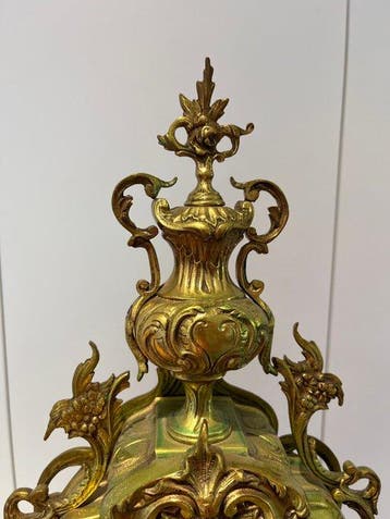 Pendule - - Gegoten messing, Verguld brons - 1920-1930, Antiek en Kunst