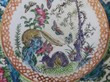 Assiette - RARE CANTON à décor animalier - Porcelaine - RARE, Antiek en Kunst