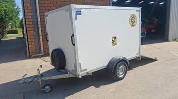 Veiling: Gesloten Aanhangwagen Kerenzo 750kg 2.50x1.50x1.50m, Ophalen