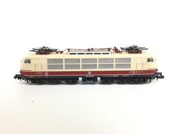 Minitrix N - 2057 - Locomotive électrique (1) - BR103 « TEE, Nieuw