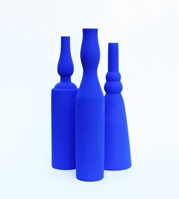 Morandi - Homage to Giorgio Morandi & Yves Klein - Vase -, Antiek en Kunst