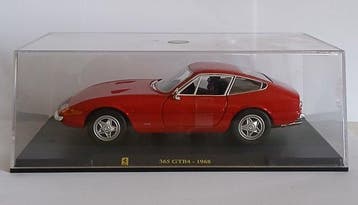 Centauria 1:24 - Model sportwagen (5) - Lotto con 5 Ferrari