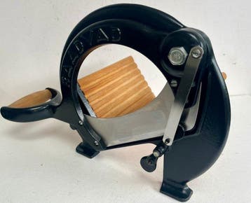 Raadvad - Ove Larsen - Broodsnijmachine - type 294 -
