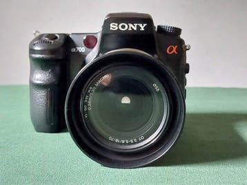 Sony DSLR - 700 & DT 3.5 – 5.6 / 18-70 Zoomlens Digitale, Nieuw