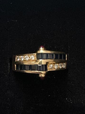 Ring - 18 karaat Geel goud - 0,68ct. tw. Saffier - Diamant, Nieuw