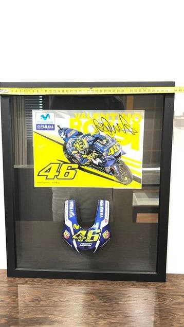 Movistar Yamaha MotoGP - MotoGP - Valentino Rossi - Moldura